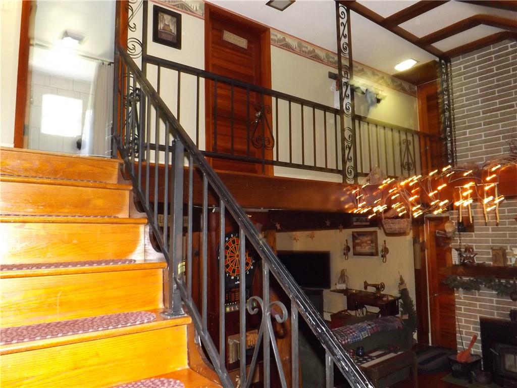 1641 Dime Road Vandergrift, PA 15690 - Photo 4 of 23 a view of entryway with a front door