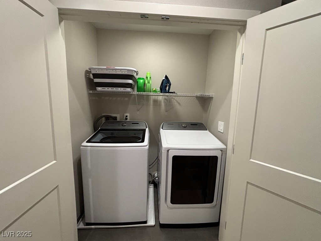2784 Fountain Ridge Lane Henderson, NV 89074 - Photo 37 of 37 Washroom featuring washer and clothes dryer
