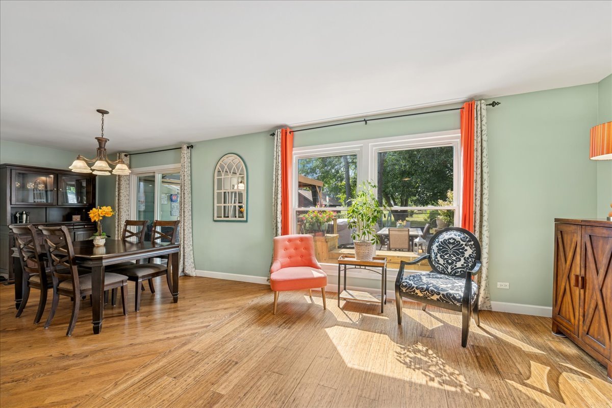 305 Pearl Street Cary, IL 60013 - Photo 6 of 25 a living room with furniture and wooden floor