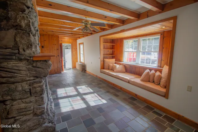 $2,450 | 183 Old Niskayuna Road, Colonie, NY 12110