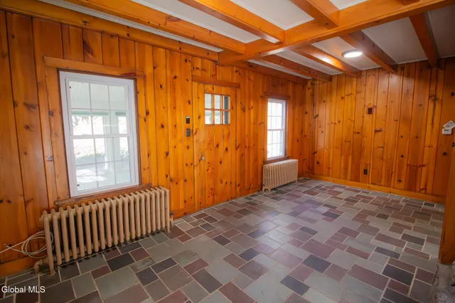 $2,450 | 183 Old Niskayuna Road, Colonie, NY 12110