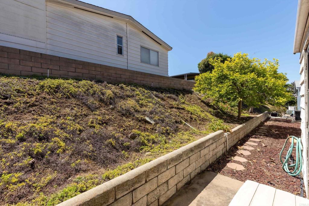 1175 La Moree Road, Unit 10 San Marcos, CA 92078 - Photo 31 of 40 a view of a garden
