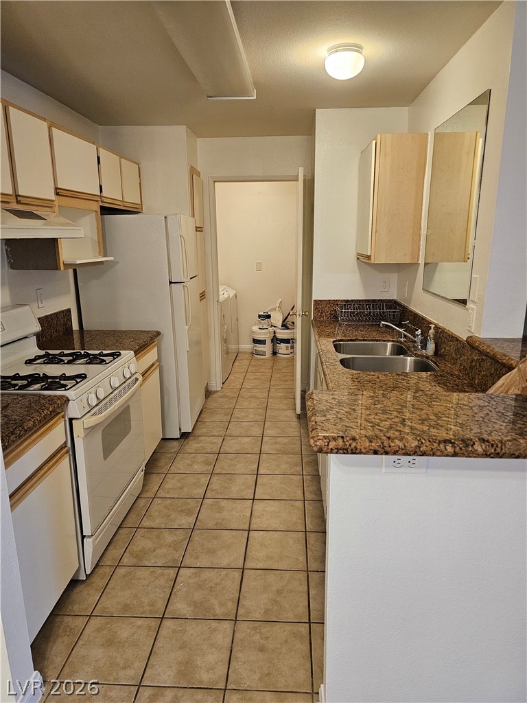 2200 South Fort Apache Road, Unit 1083 Las Vegas, NV 89117 - Photo 2 of 20