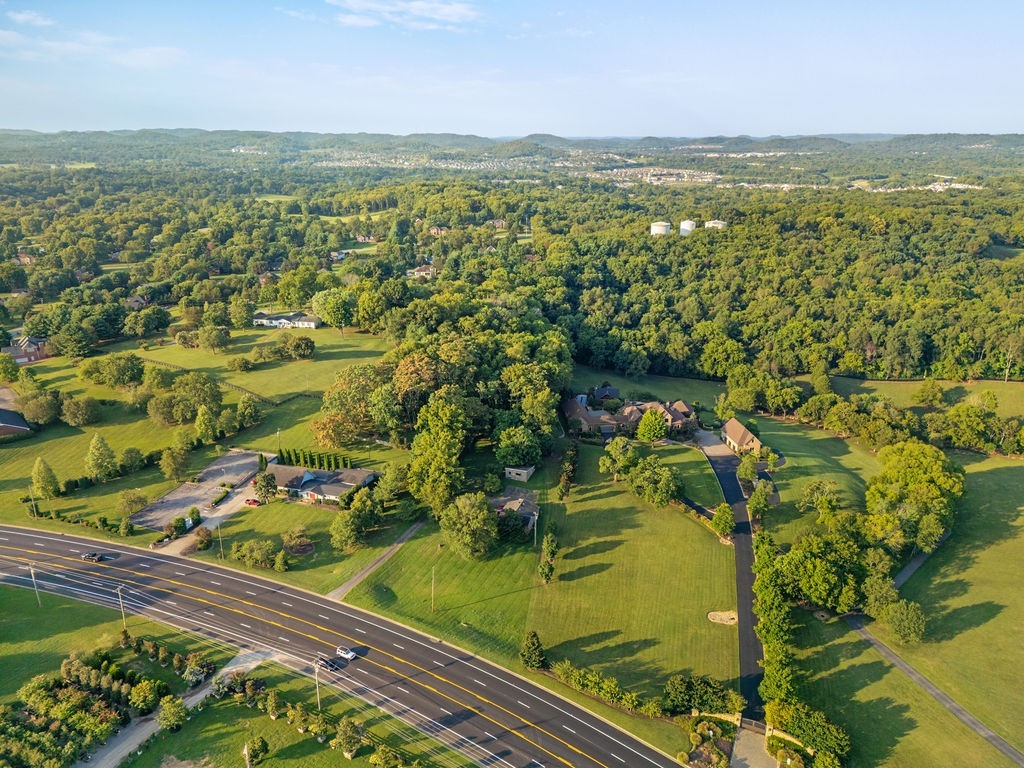 4115 Murfreesboro Road Franklin, TN 37067 - Photo 6 of 31 a view of a city
