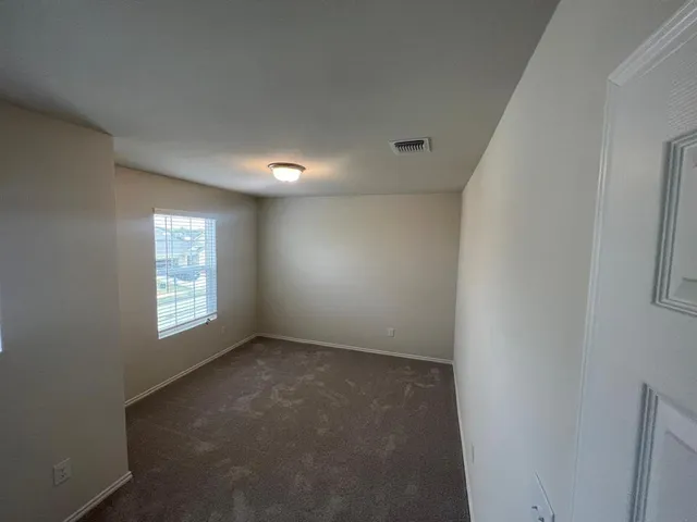 $369,000 | 1045 Knightly Lane, Haslet, TX 76052