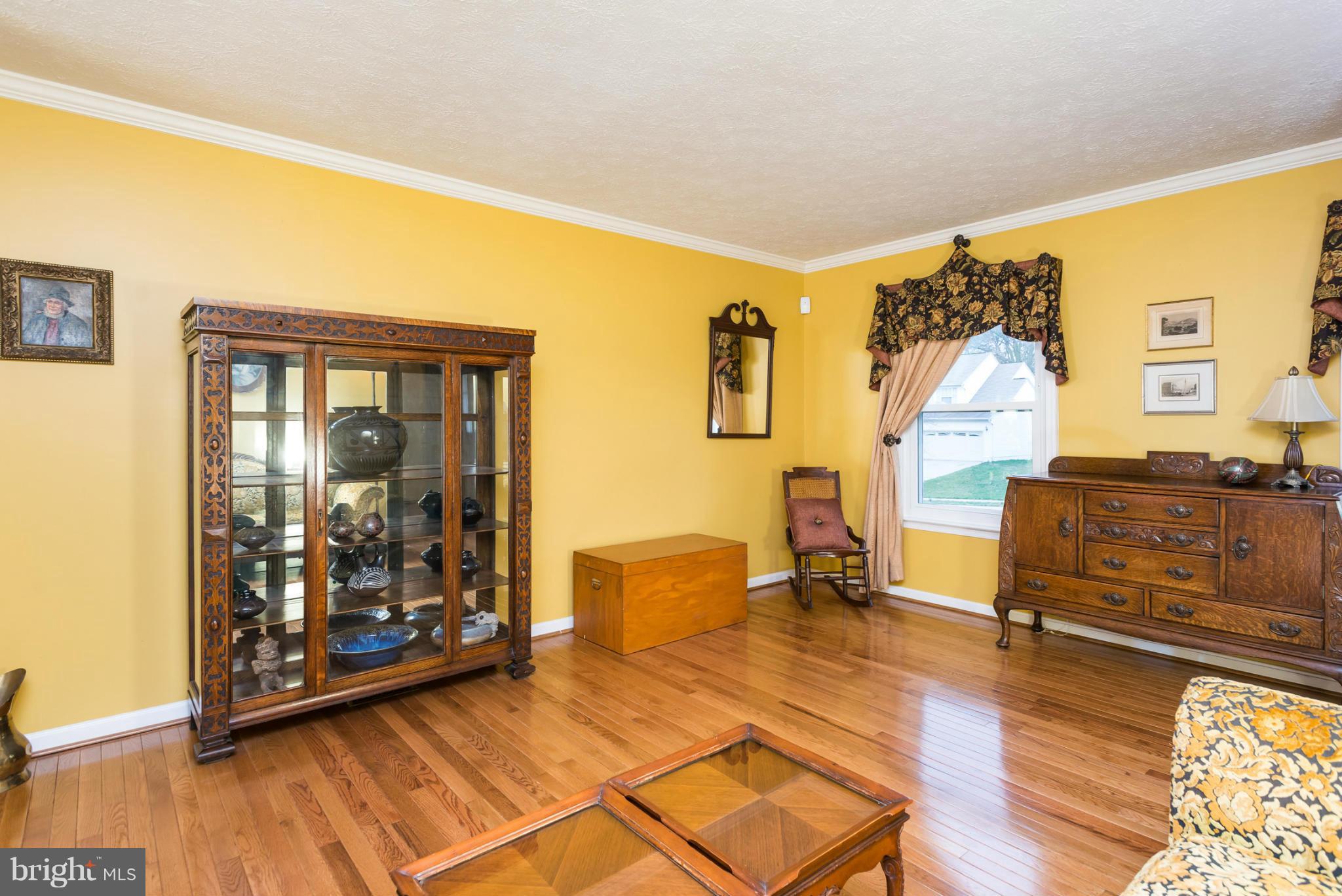 453 Manor Road Aberdeen, MD 21001 - Photo 4 of 28 Living Room with Gleaming Hardwood