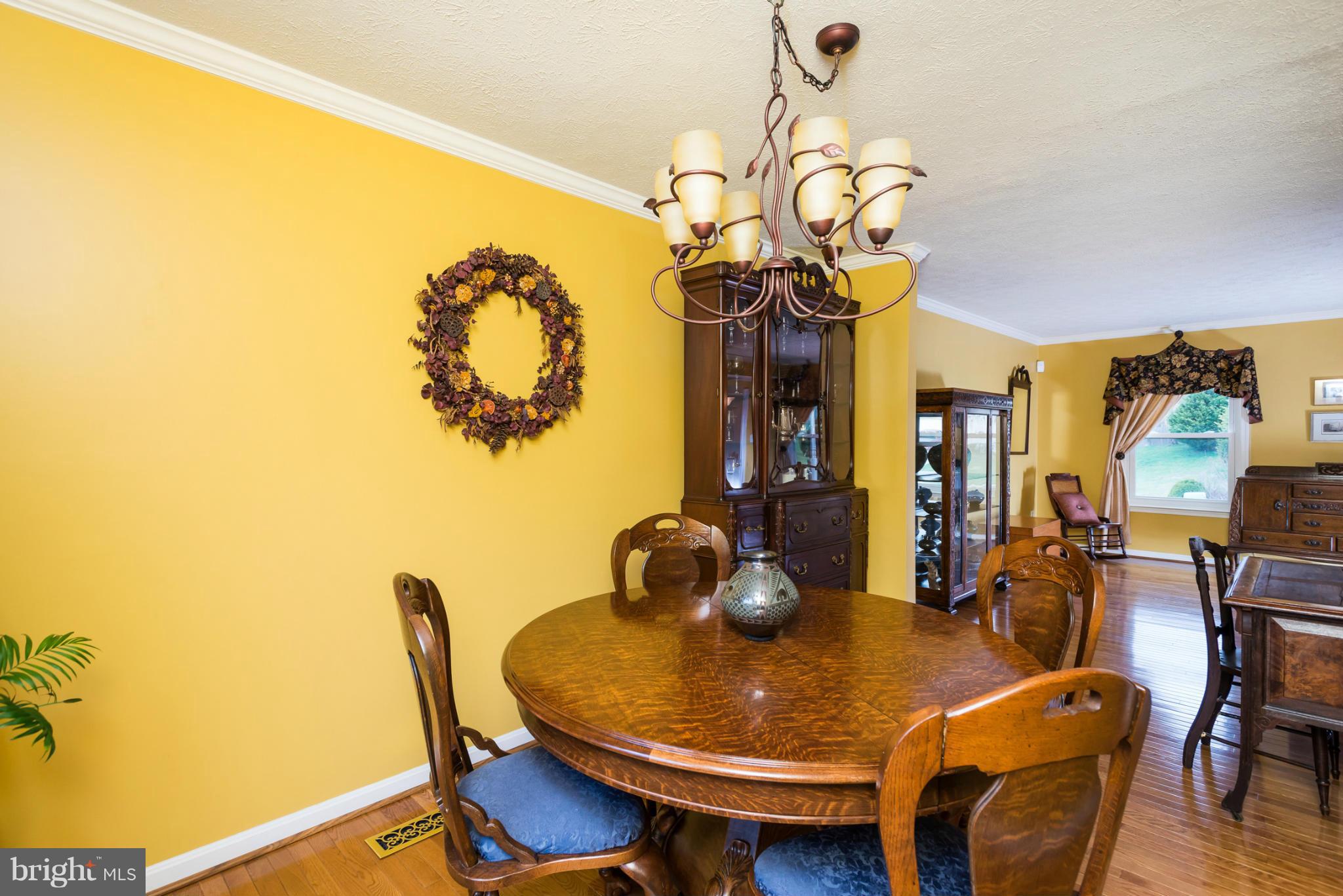453 Manor Road Aberdeen, MD 21001 - Photo 5 of 28 Bright