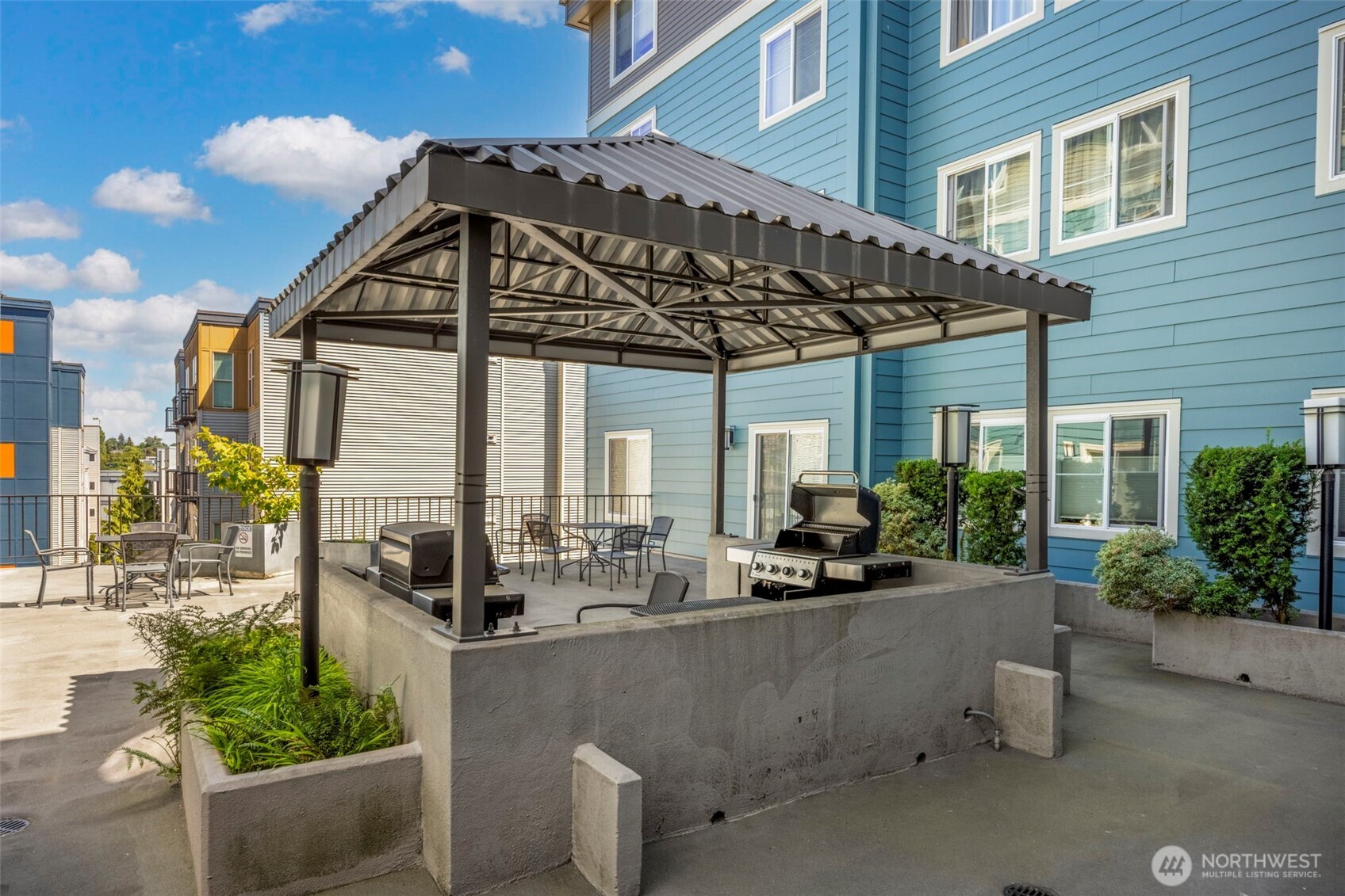 300 10th Avenue, Unit A310 Seattle, WA 98122 - Photo 15 of 18