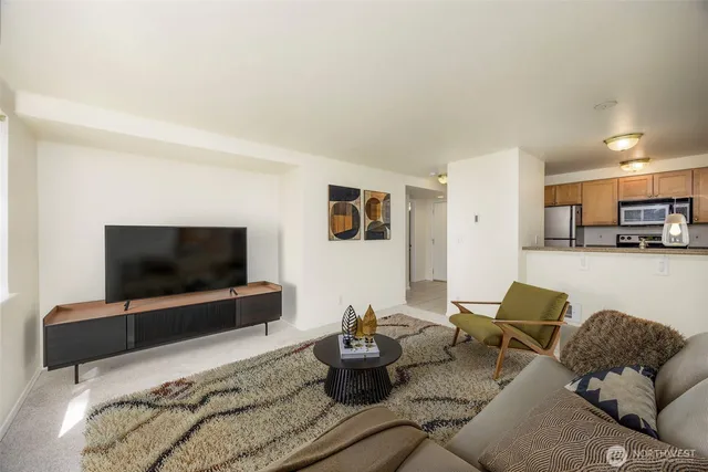 $250,000 | 300 10th Avenue, Unit A310, Seattle, WA 98122