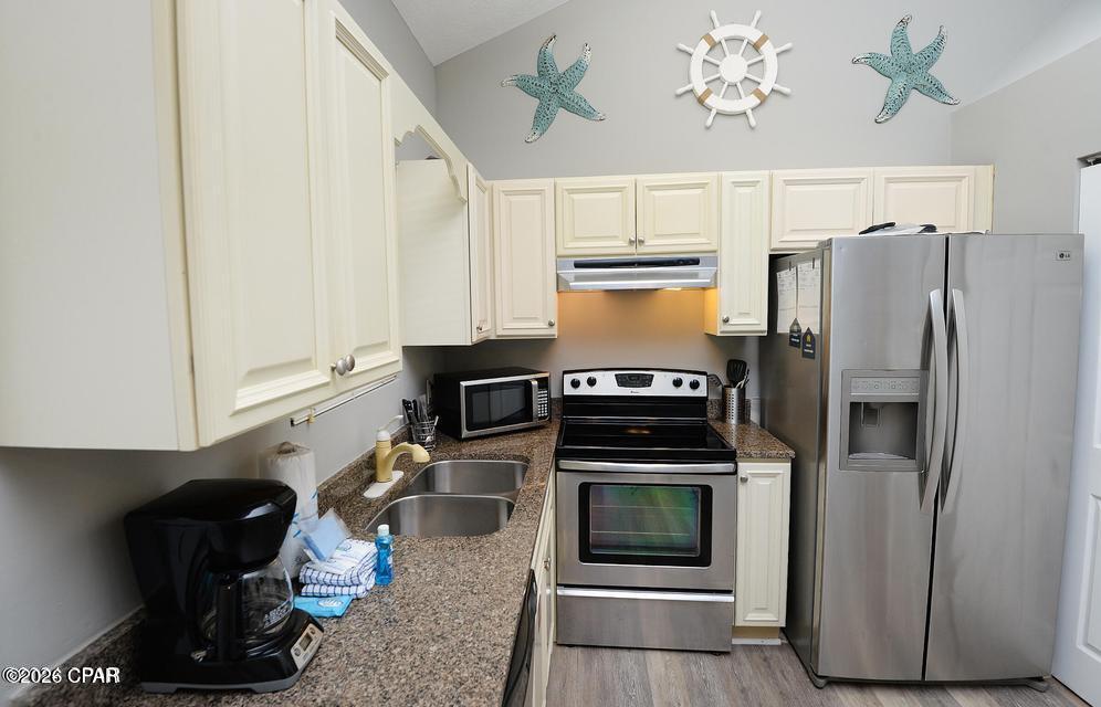 17214 Front Beach Road, Unit 4 Panama City Beach, FL 32413 - Photo 9 of 26 Gallery Image 9