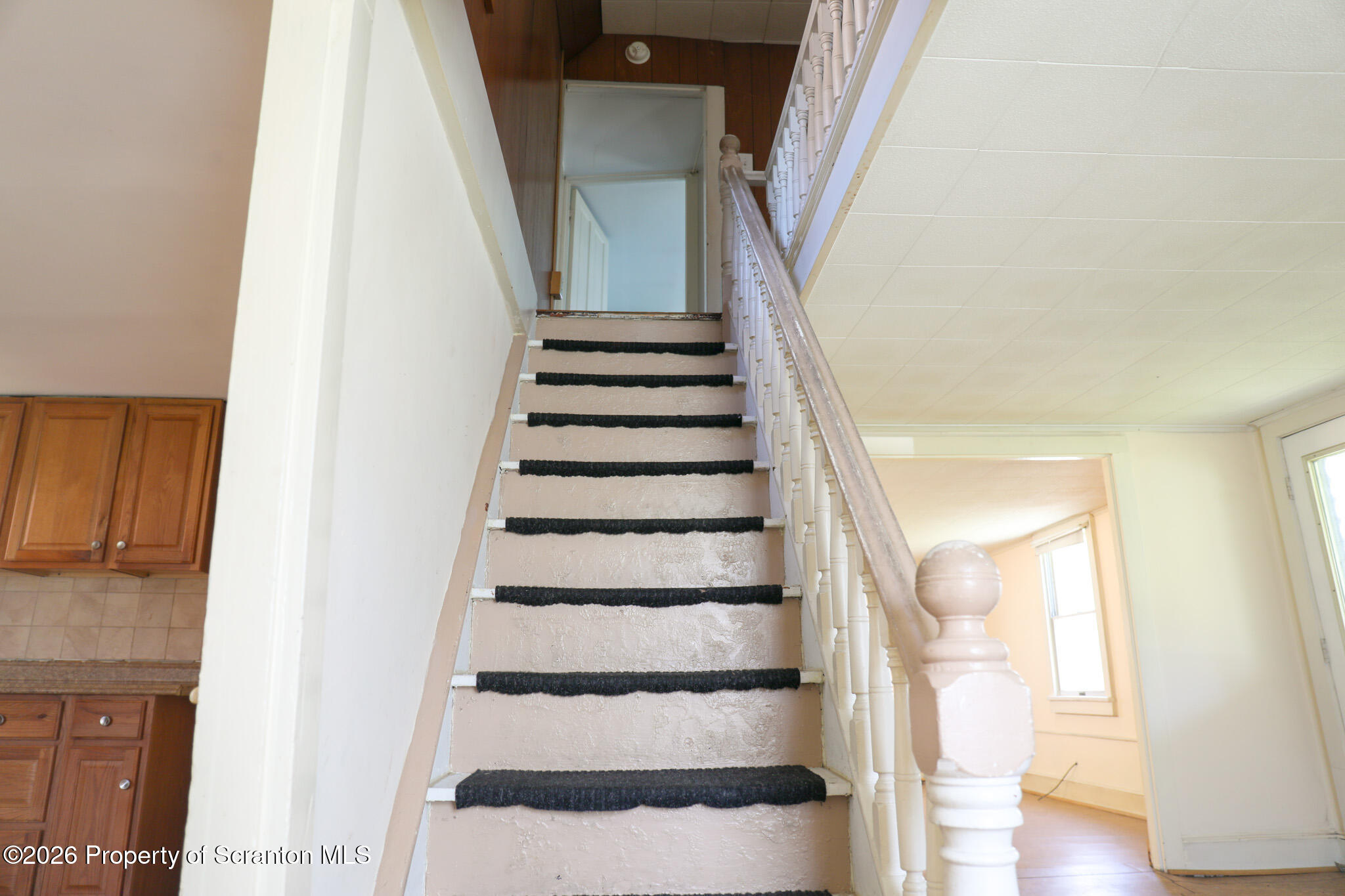 816 Moosic Street Scranton, PA 18505 - Photo 8 of 19 8 (16)
