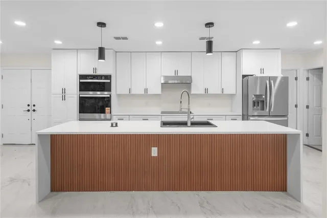 $600,000 | 2524 Blue Lake Court, Apopka, FL 32703