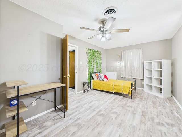 $233,000 | 2600 Comanche Trail, Pampa, TX 79065