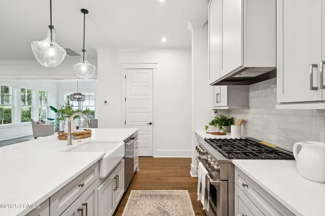 $1,399,000 | 20 Bellereve Drive, Bluffton, SC 29909