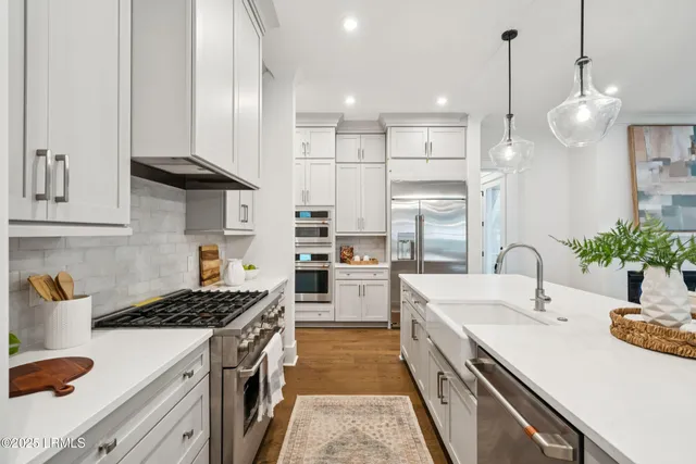 $1,399,000 | 20 Bellereve Drive, Bluffton, SC 29909