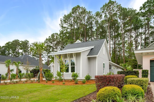 $1,399,000 | 20 Bellereve Drive, Bluffton, SC 29909