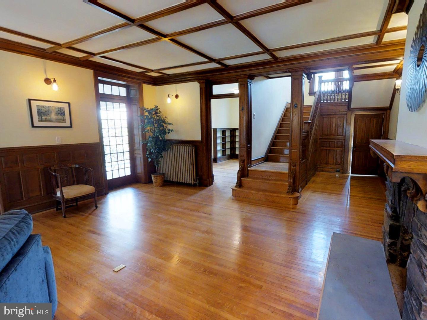 2919 Mapleshade Road Ardmore, PA 19003 - Photo 12 of 25 Living Room