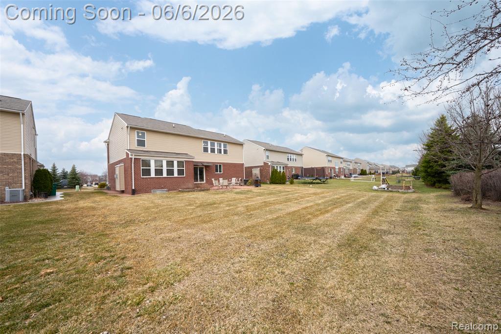 49184 Gracechurch Road Macomb, MI 48044 - Photo 45 of 57