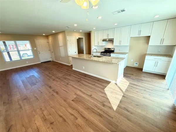 $1,900 | 4010 Hanover Drive, Garland, TX 75042