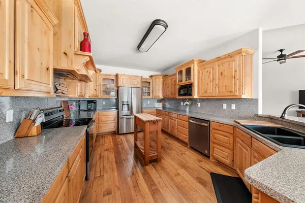 $475,000 | 2801 County Road 1600, Alba, TX 75410