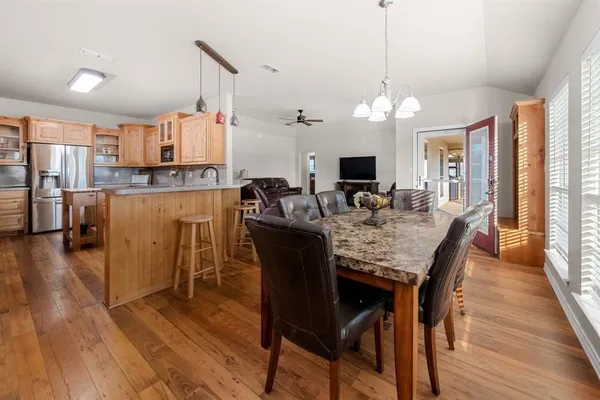 $475,000 | 2801 County Road 1600, Alba, TX 75410