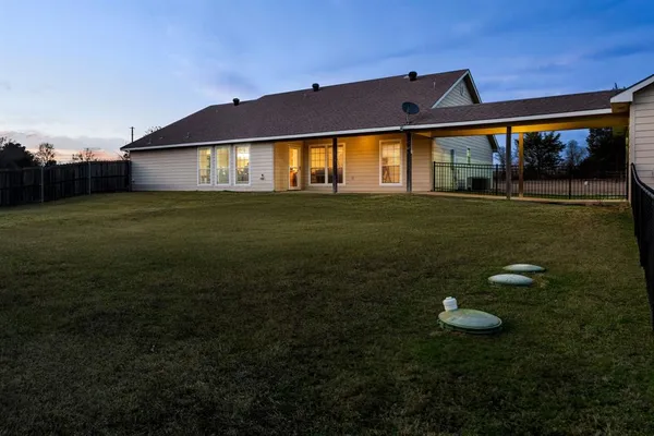$475,000 | 2801 County Road 1600, Alba, TX 75410