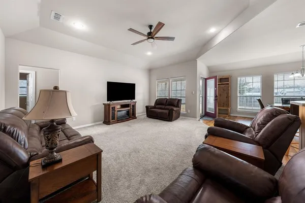 $475,000 | 2801 County Road 1600, Alba, TX 75410