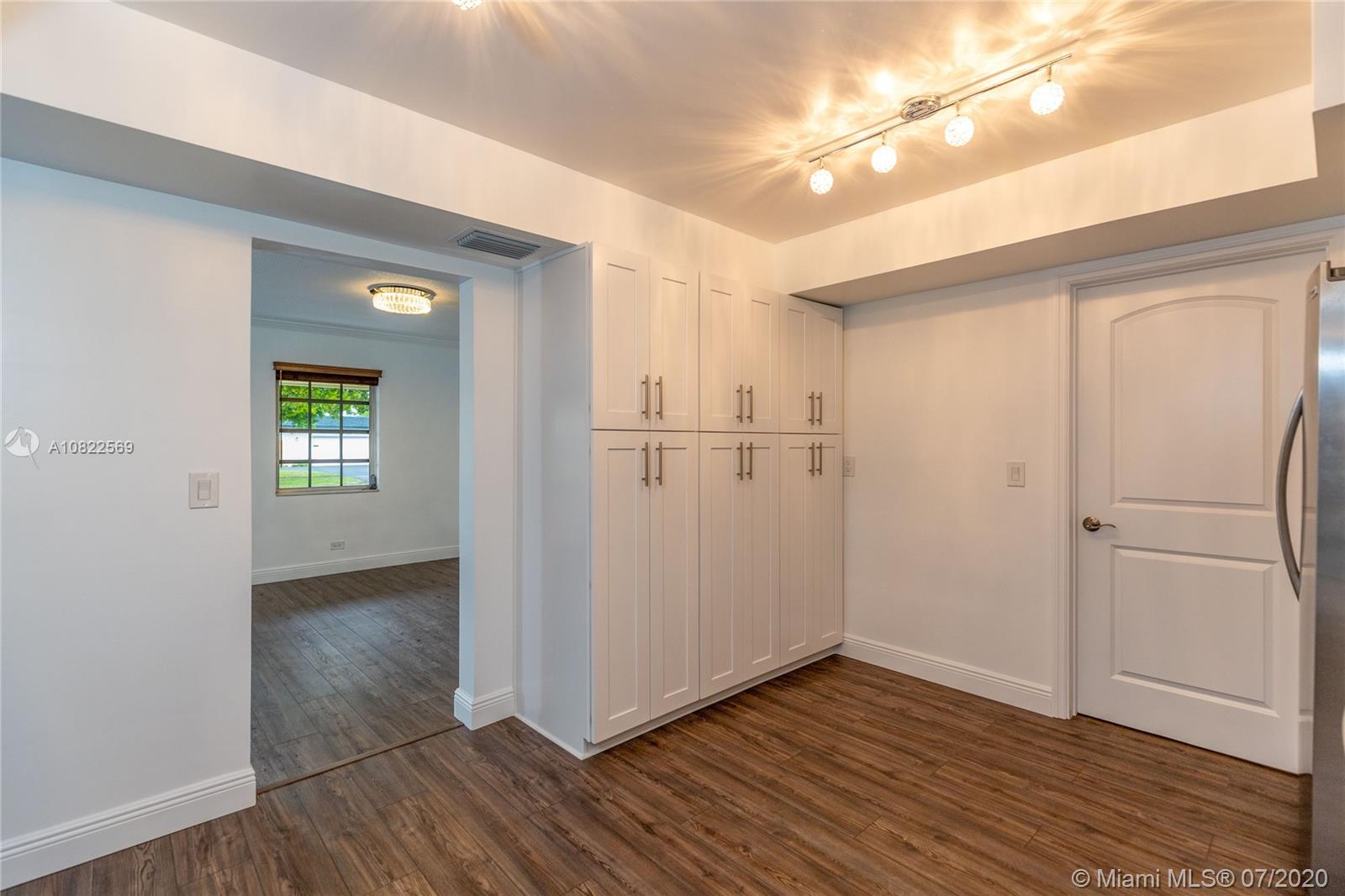 7540 Plantation Road Plantation, FL 33317 - Photo 11 of 33