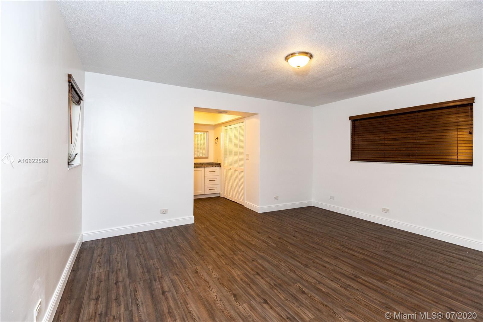 7540 Plantation Road Plantation, FL 33317 - Photo 18 of 33