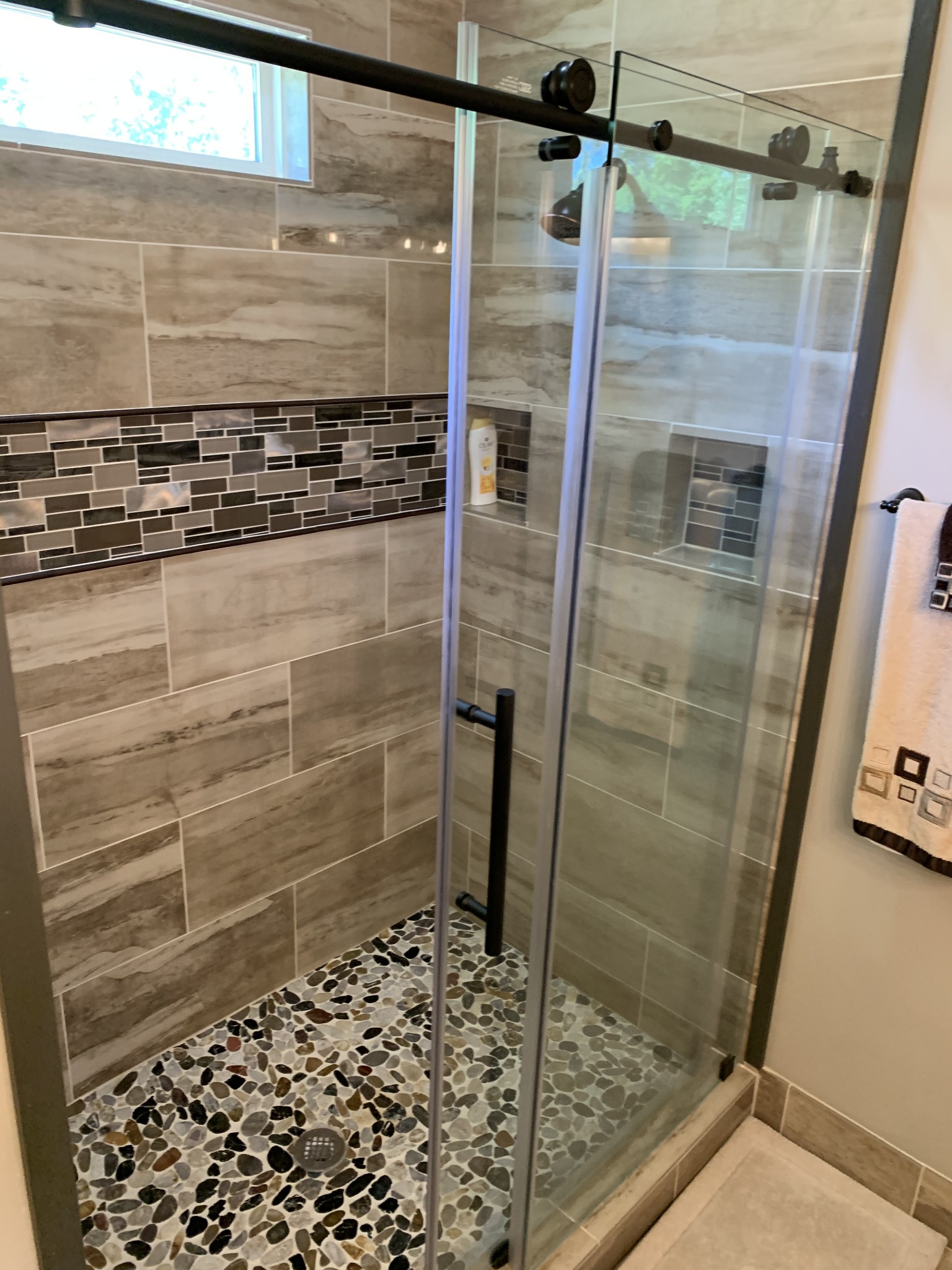 580 Pruett Road Dickson, TN 37055 - Photo 29 of 46 a bathroom with a shower