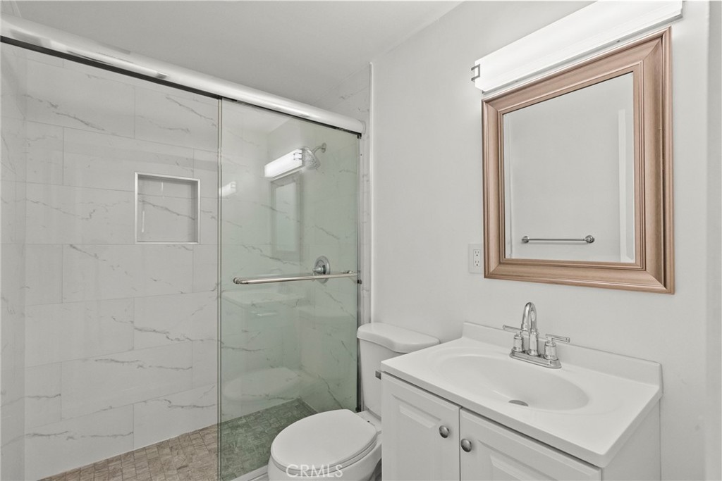 18851 Delight Street Canyon Country, CA 91351 - Photo 14 of 21