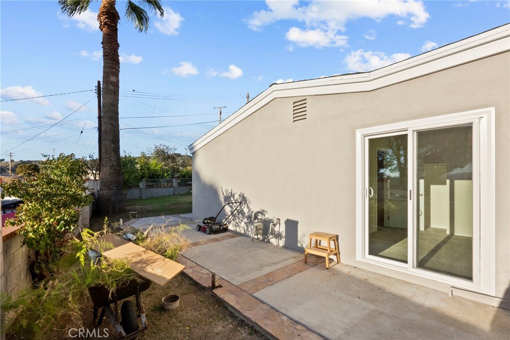 18851 Delight Street Canyon Country, CA 91351 - Photo 19 of 21