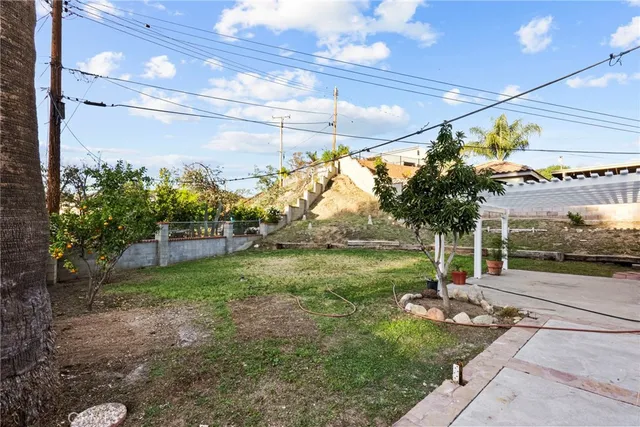 $699,998 | 18851 Delight Street, Canyon Country, CA 91351