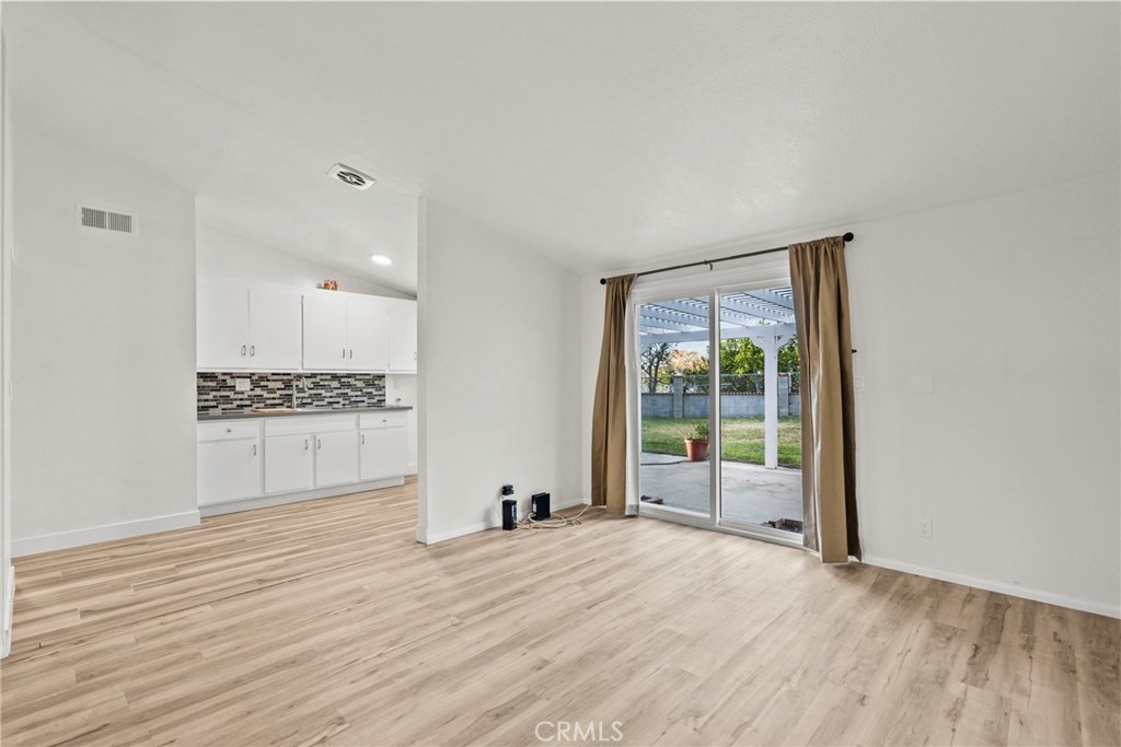 18851 Delight Street Canyon Country, CA 91351 - Photo 8 of 21