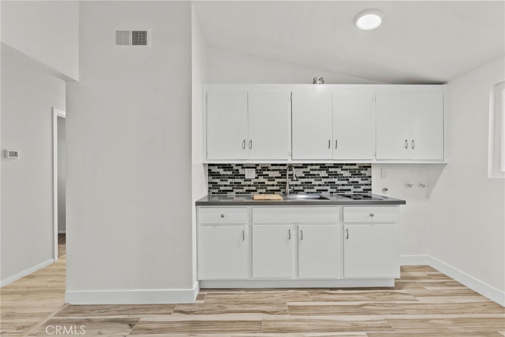 18851 Delight Street Canyon Country, CA 91351 - Photo 10 of 21