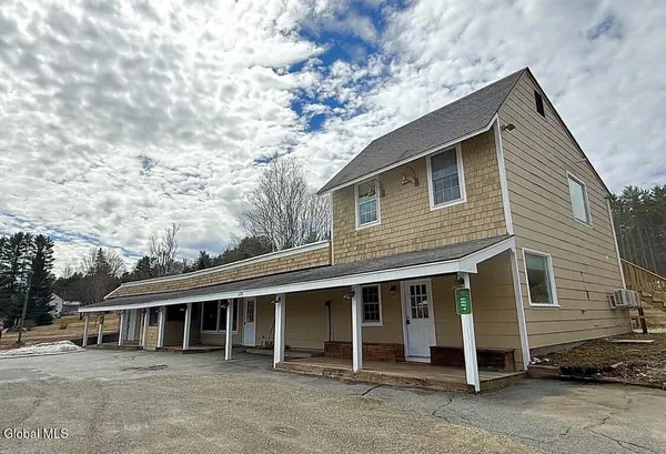 $2,000 | 1375 Highway 9, Schroon, NY 12870