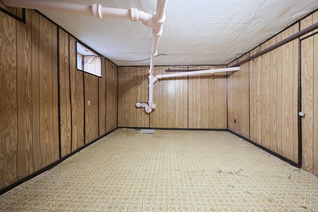 55 Glenellen Road Boston, MA 02132 - Photo 39 of 41 a view of an empty room