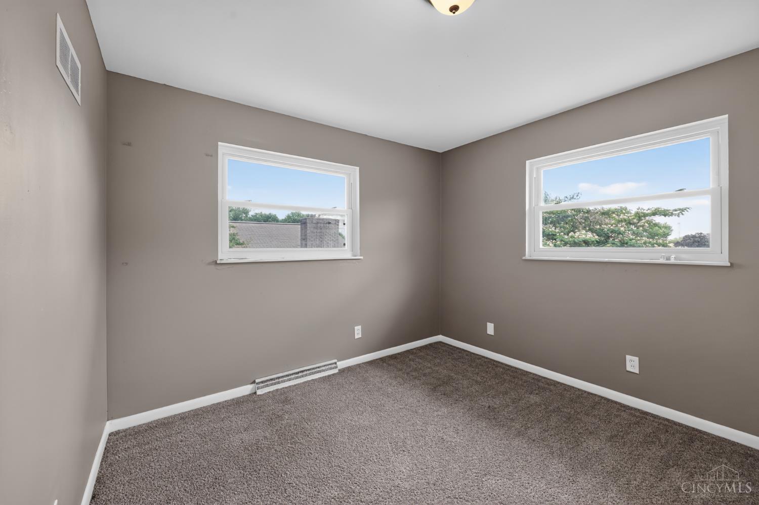 11410 Pippin Road Cincinnati, OH 45231 - Photo 30 of 33