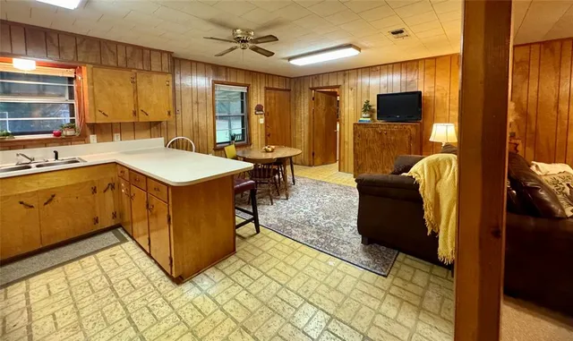 $156,000 | 904 Uncas Street, Logansport, LA 71049