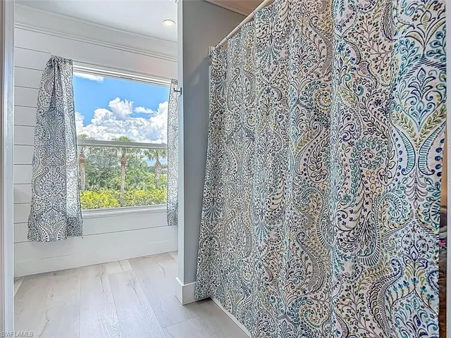 a view of window with sky view