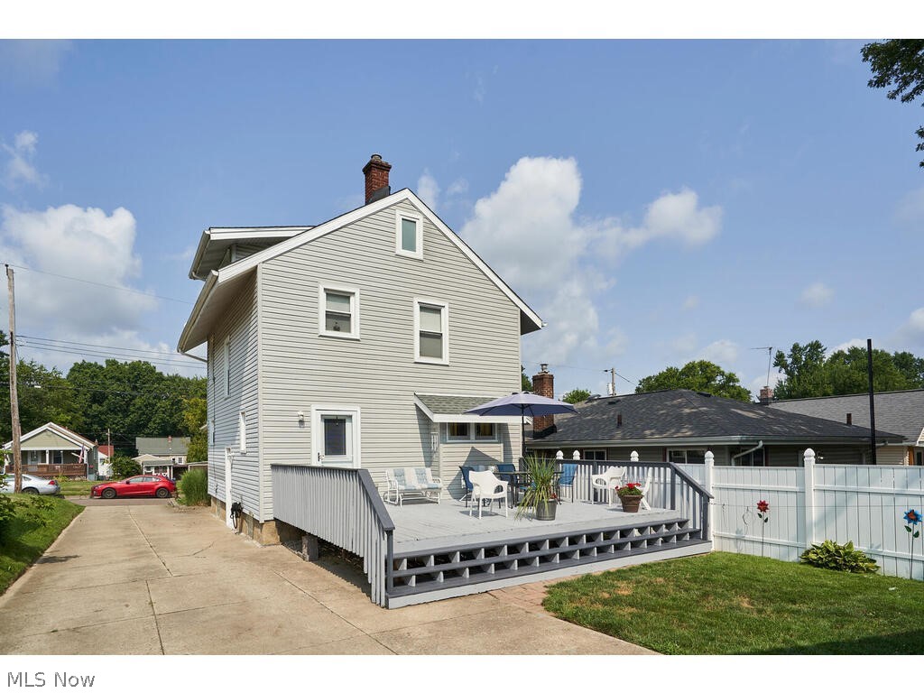 323 Ripley Avenue Akron, OH 44312 - Photo 19 of 25 Rear view of property with a wooden deck