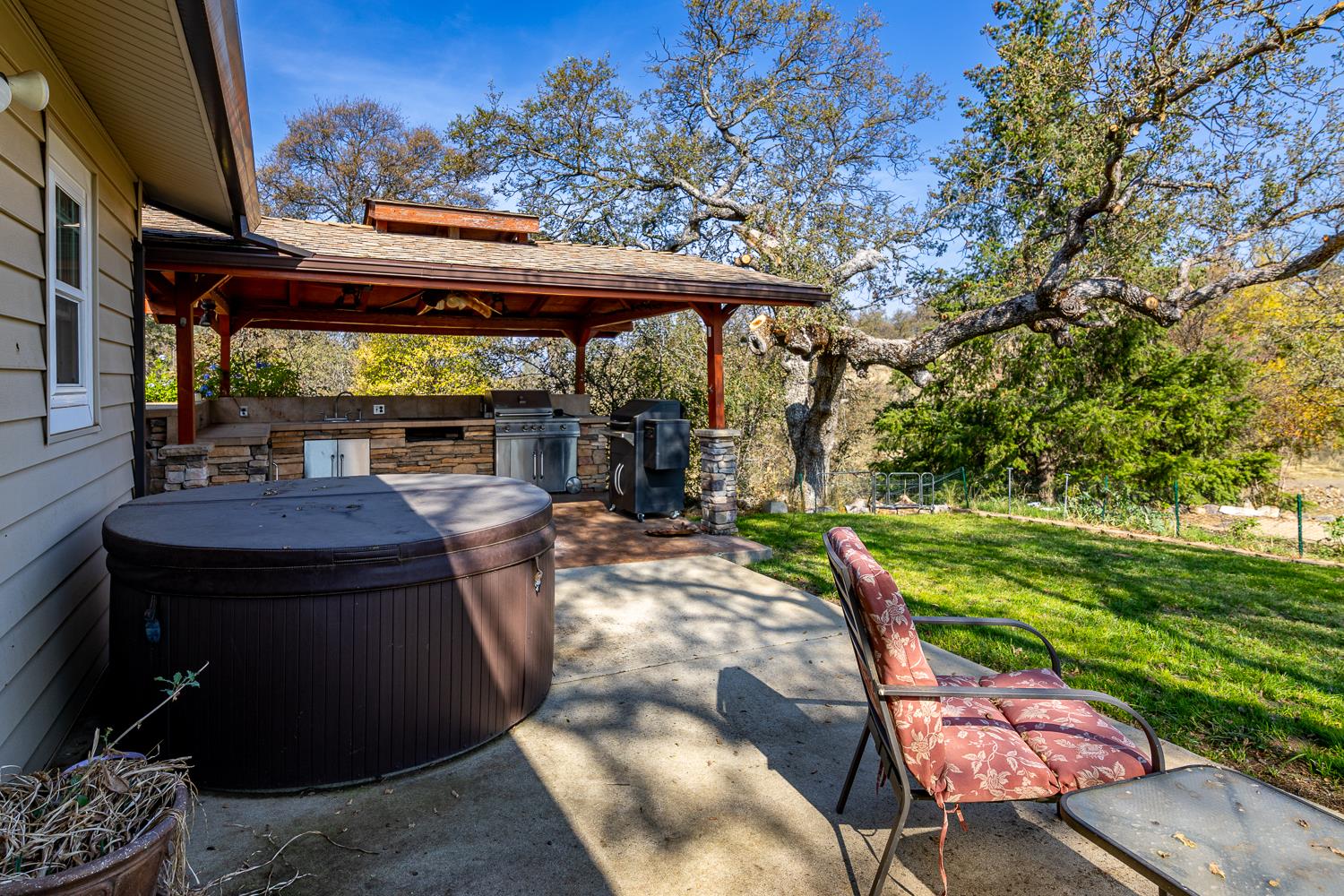 2155 El Faro Way La Grange, CA 95329 - Photo 37 of 52 a view of an outdoor sitting area