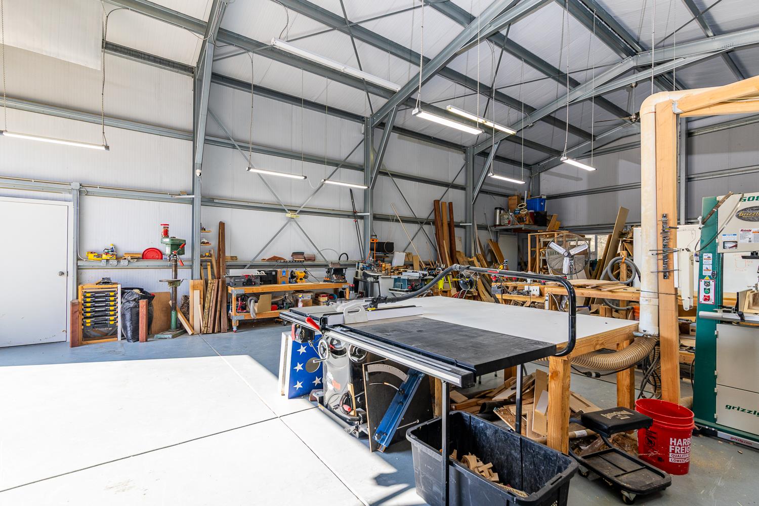 2155 El Faro Way La Grange, CA 95329 - Photo 49 of 52 a view of storage and utility room