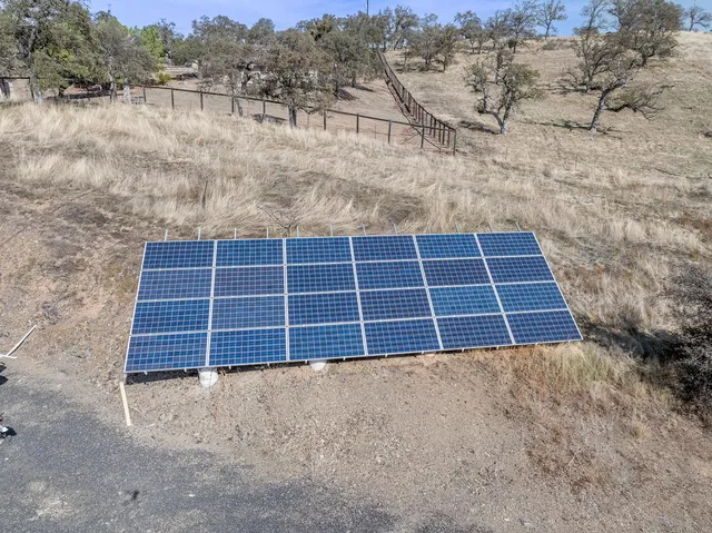 $650,000 | 2155 El Faro Way, La Grange, CA 95329