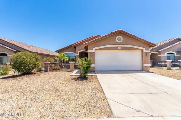 $1,590 | 25761 West Kendall Street, Buckeye, AZ 85326