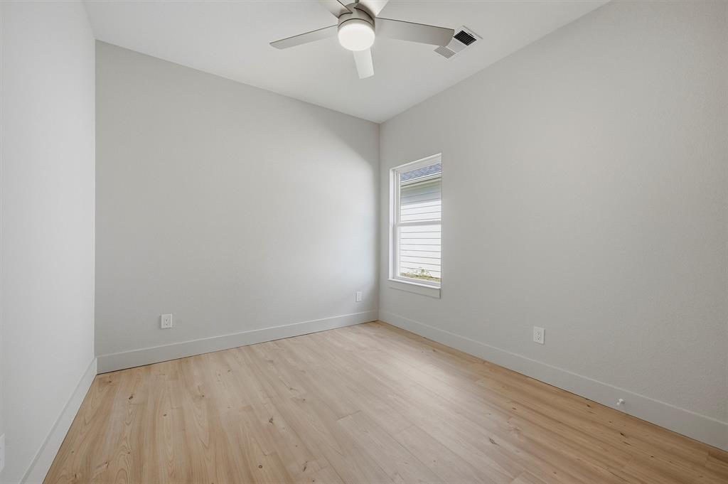 110 West Hull Street Denison, TX 75021 - Photo 29 of 36