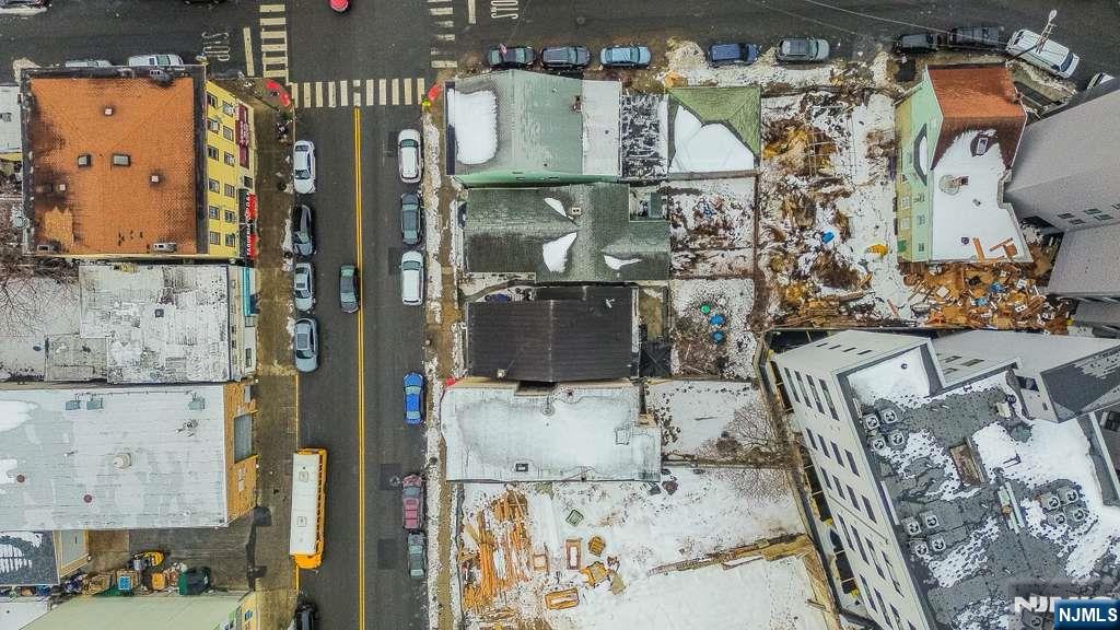 610 Main Street Paterson, NJ 07503 - Photo 25 of 30 an aerial view of residential houses with outdoor space