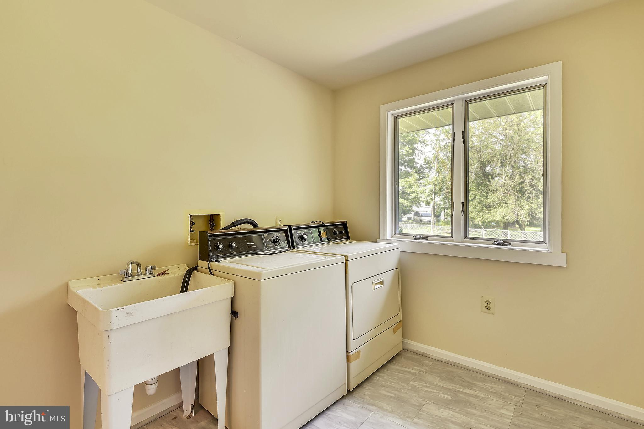 10226 Parkman Road Silver Spring, MD 20903 - Photo 24 of 30 Laundry Room