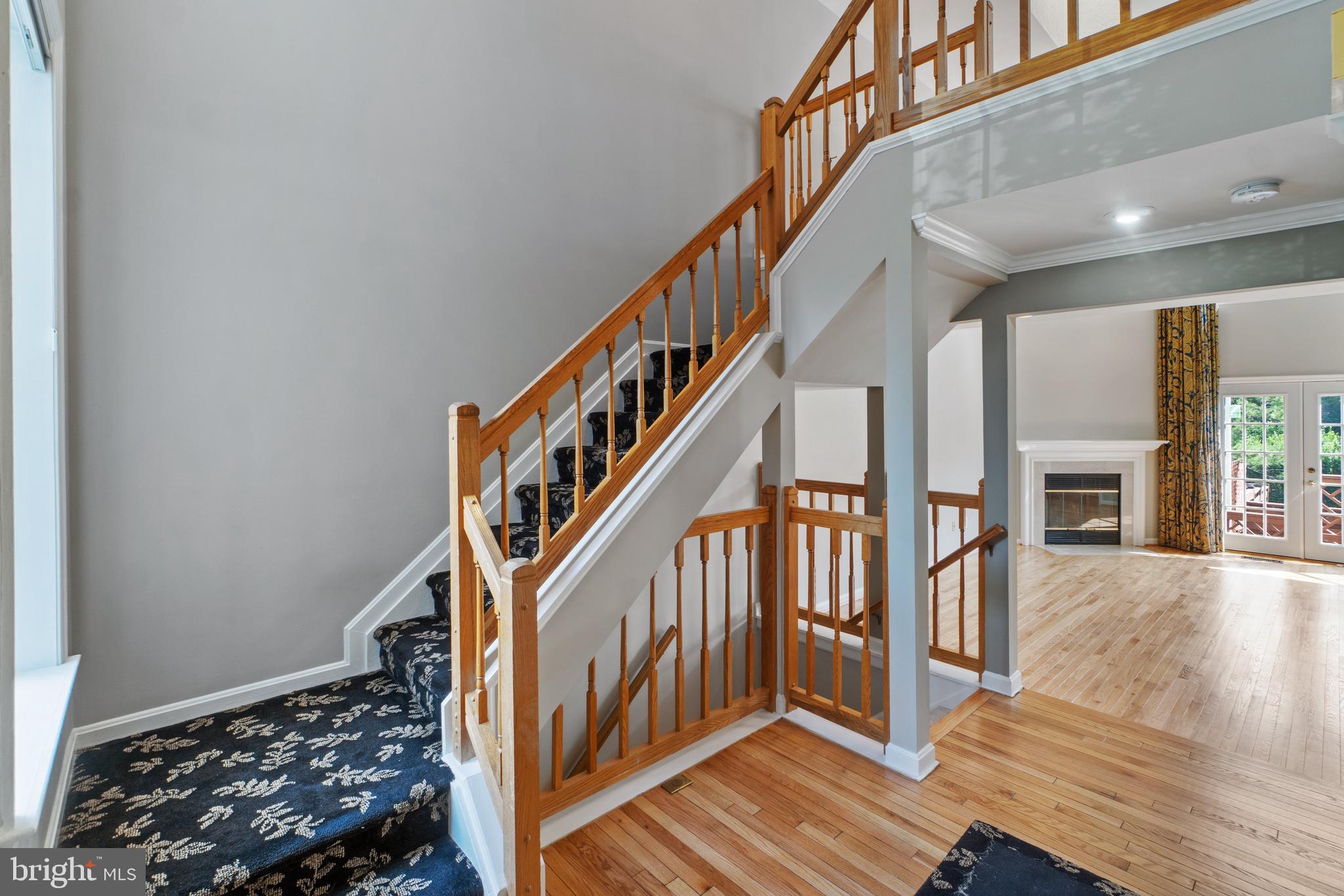 21163 Crocus Terrace Ashburn, VA 20147 - Photo 5 of 33