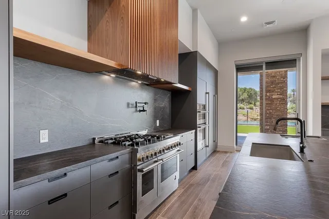 $6,800,000 | 1 Costa Del Sol Court, Henderson, NV 89011